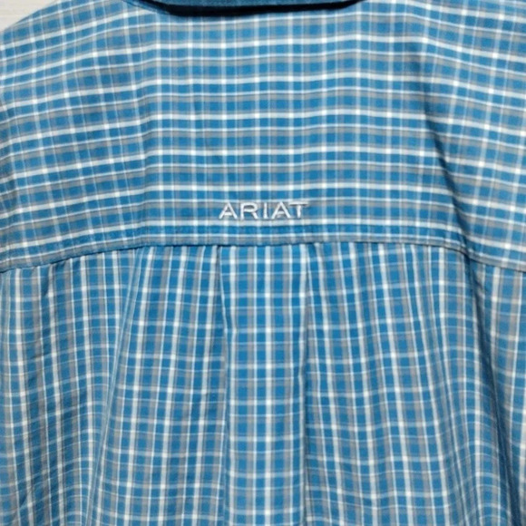 Ariat Professional Series Short Sleeve‎ Blue Plaid size Medium Western Rodeo - Picture 7 of 8